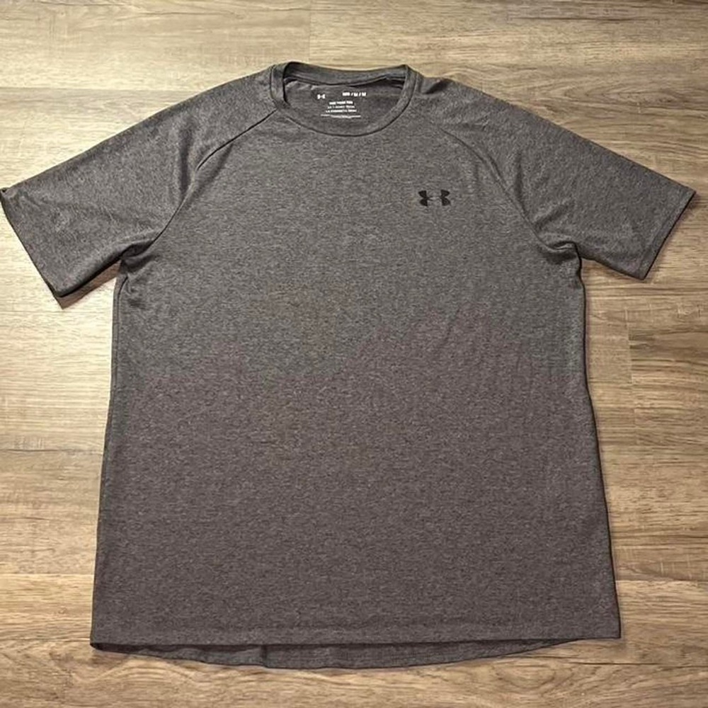 Under Armour Dark Grey Tech Sportswear Shirt size medium